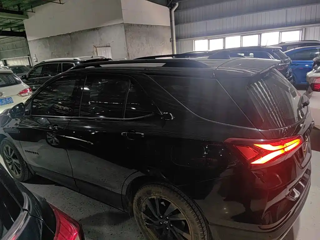 Chevrolet Equinox — миниатюра 25