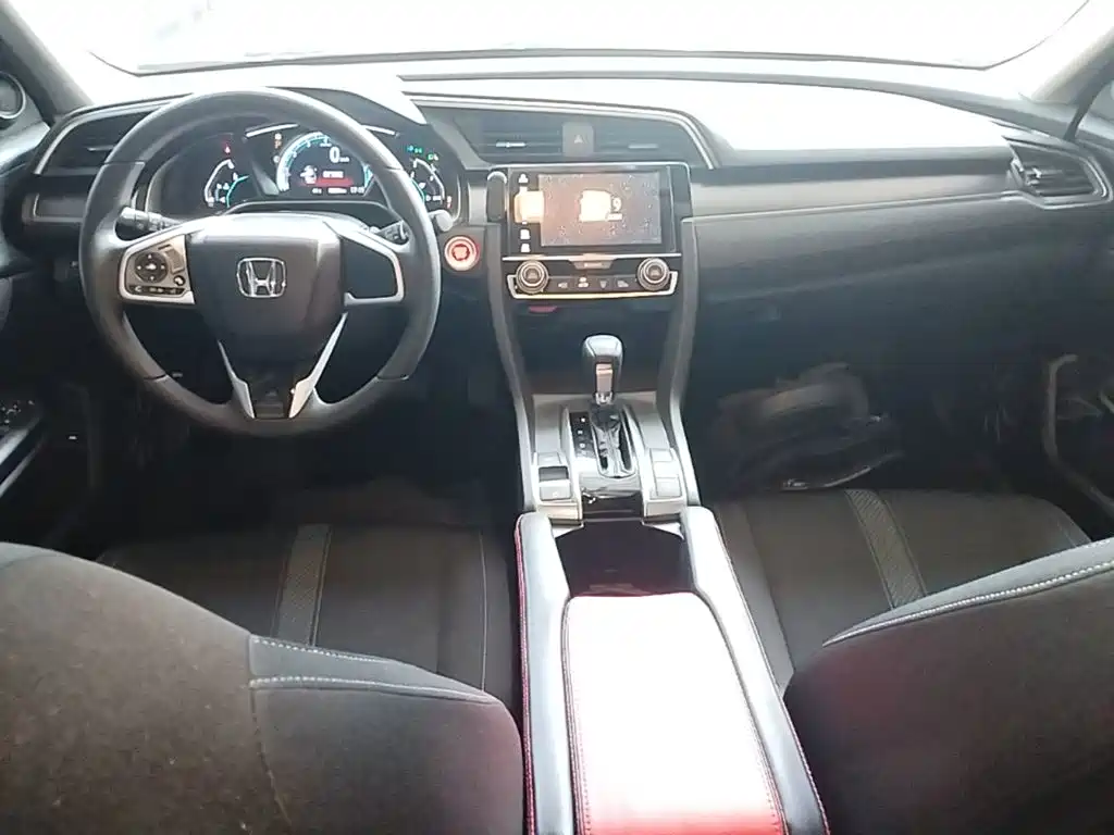 Honda Civic — миниатюра 10