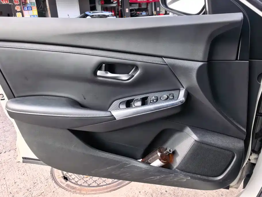 Nissan Sylphy — миниатюра 7