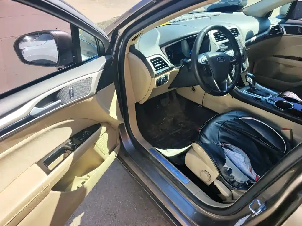 Ford Mondeo — миниатюра 17