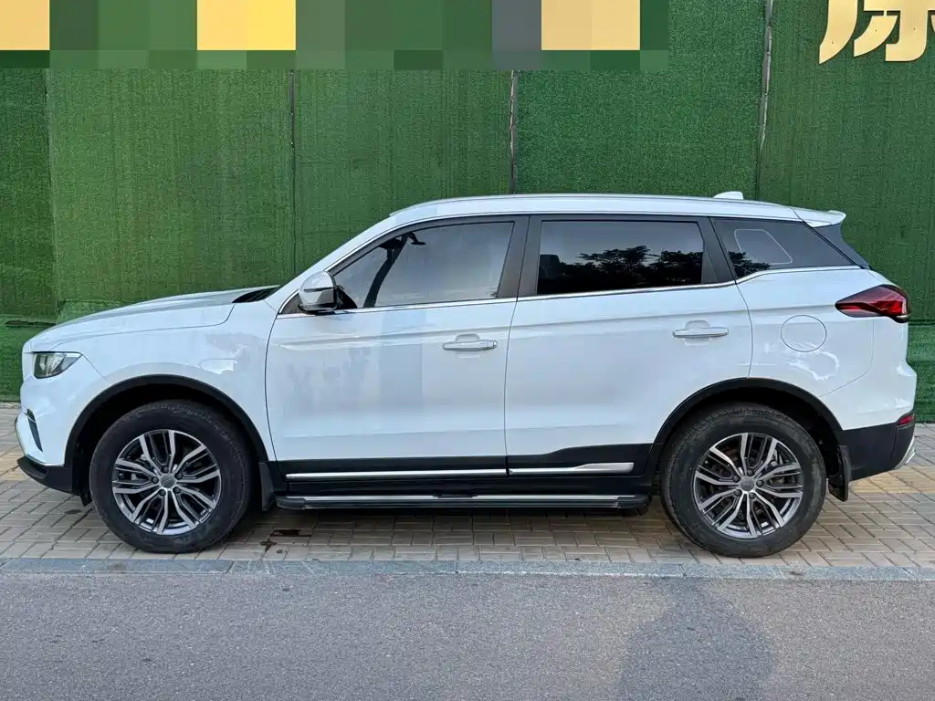 Geely Boyue — миниатюра 4