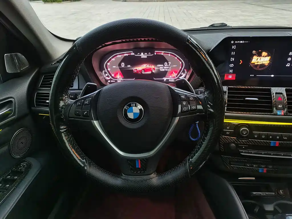 BMW X6 — миниатюра 18