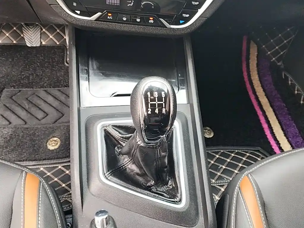 Zotye Zotye T300 — миниатюра 14