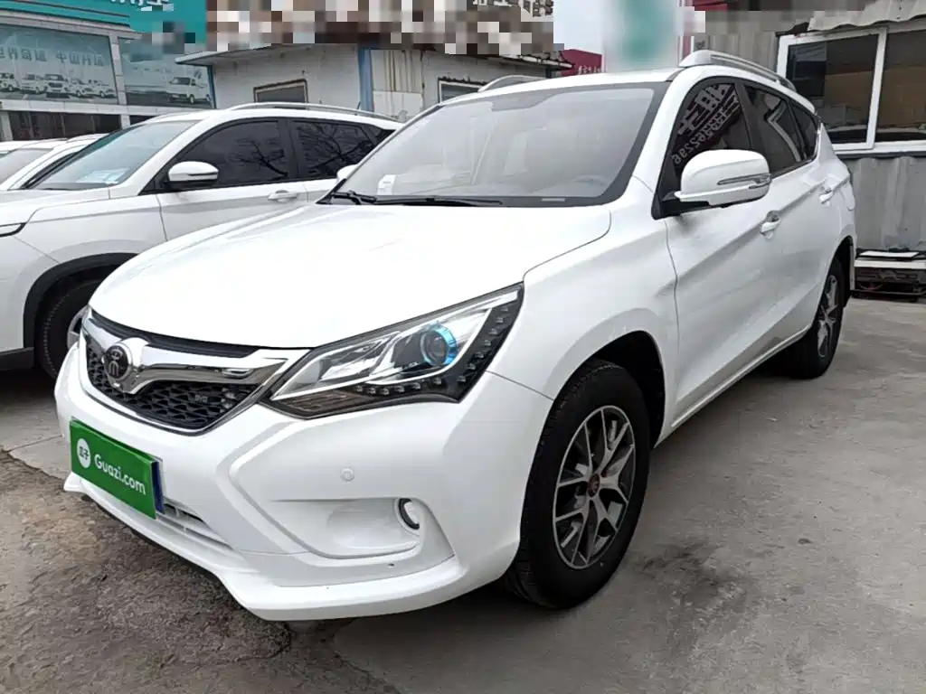 BYD Song — миниатюра 2