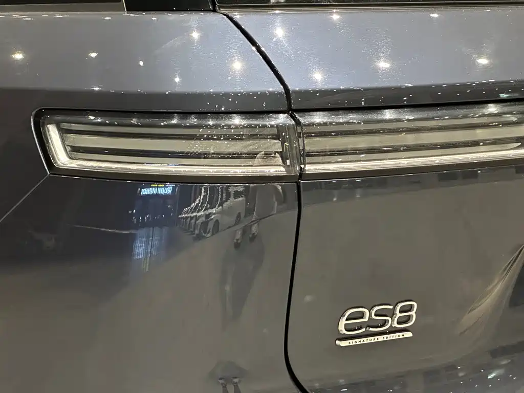 NIO ES8 — миниатюра 6