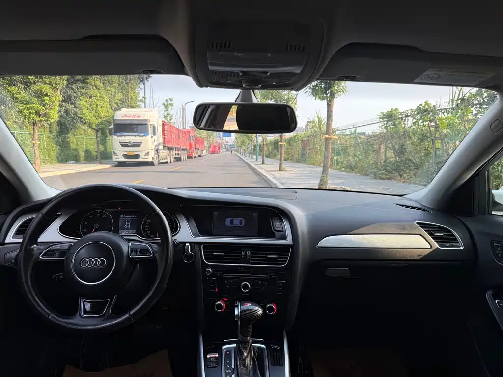 Audi A4L — миниатюра 10