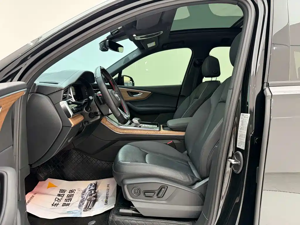 Audi Q7 — миниатюра 14