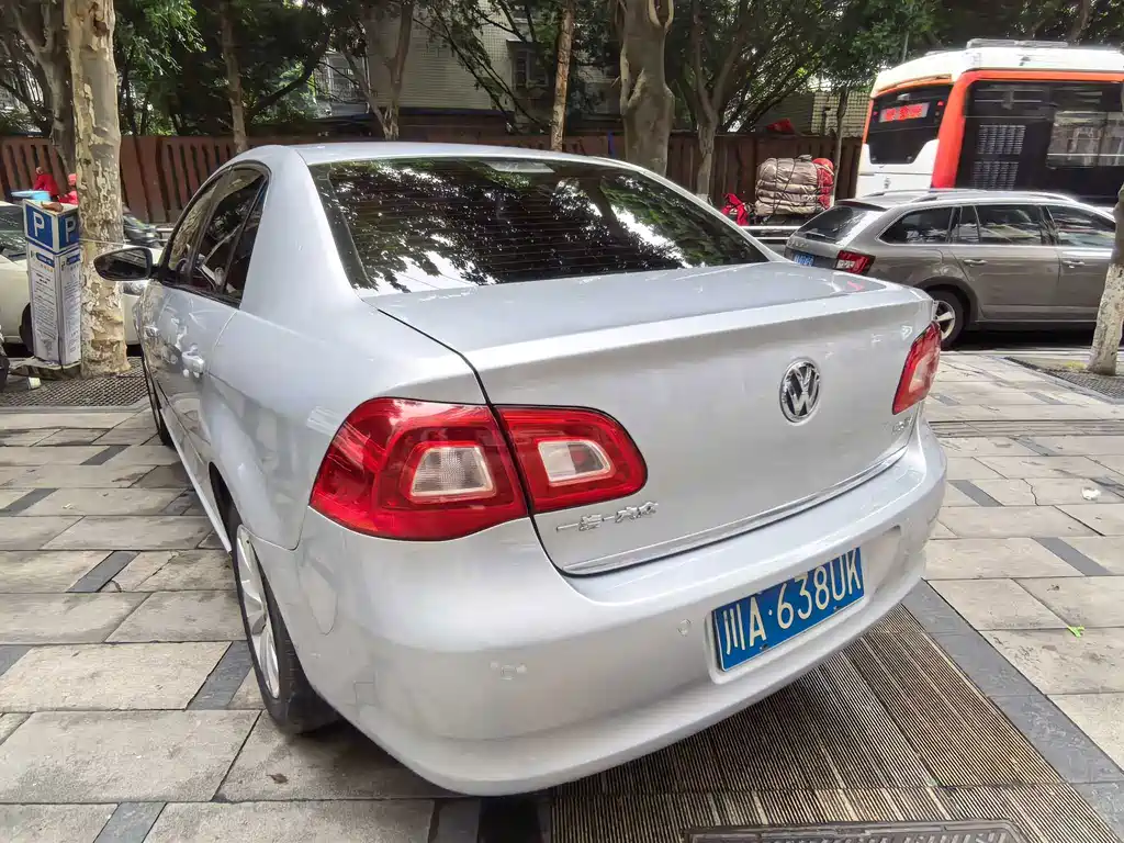 Volkswagen Bora — миниатюра 3
