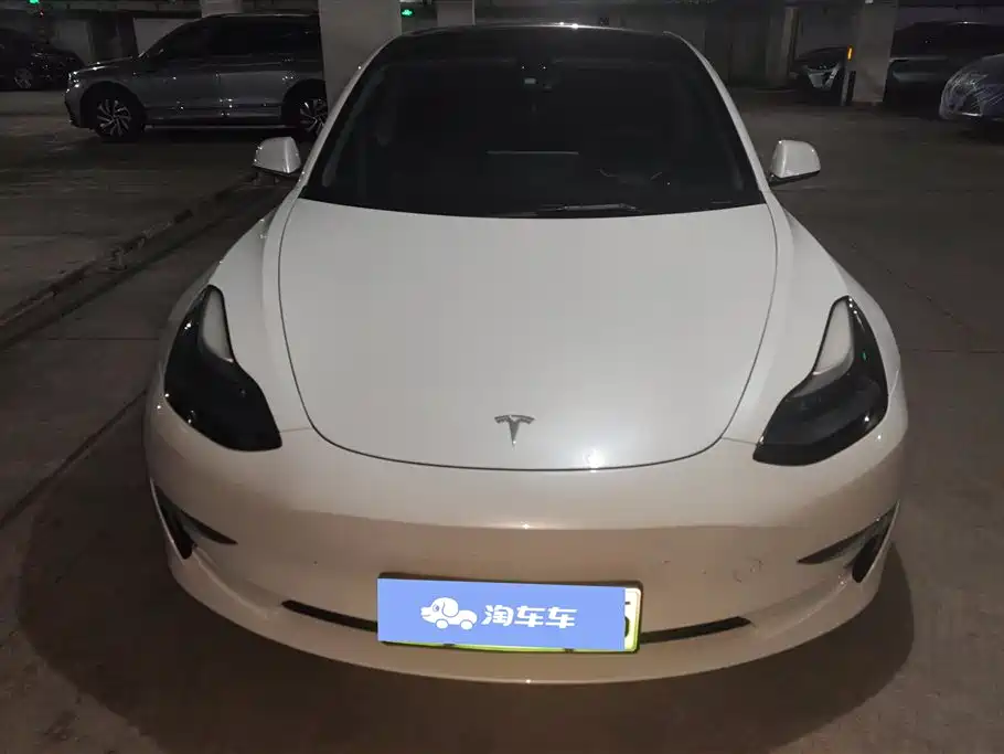 Tesla Model 3 2022 Performance
