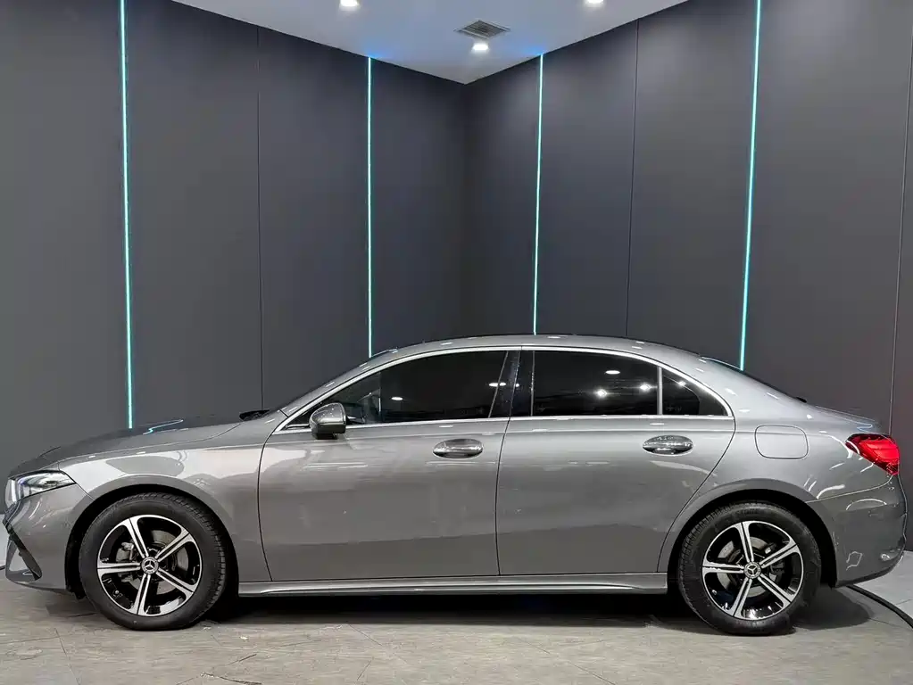 Mercedes-Benz A-Class — миниатюра 4