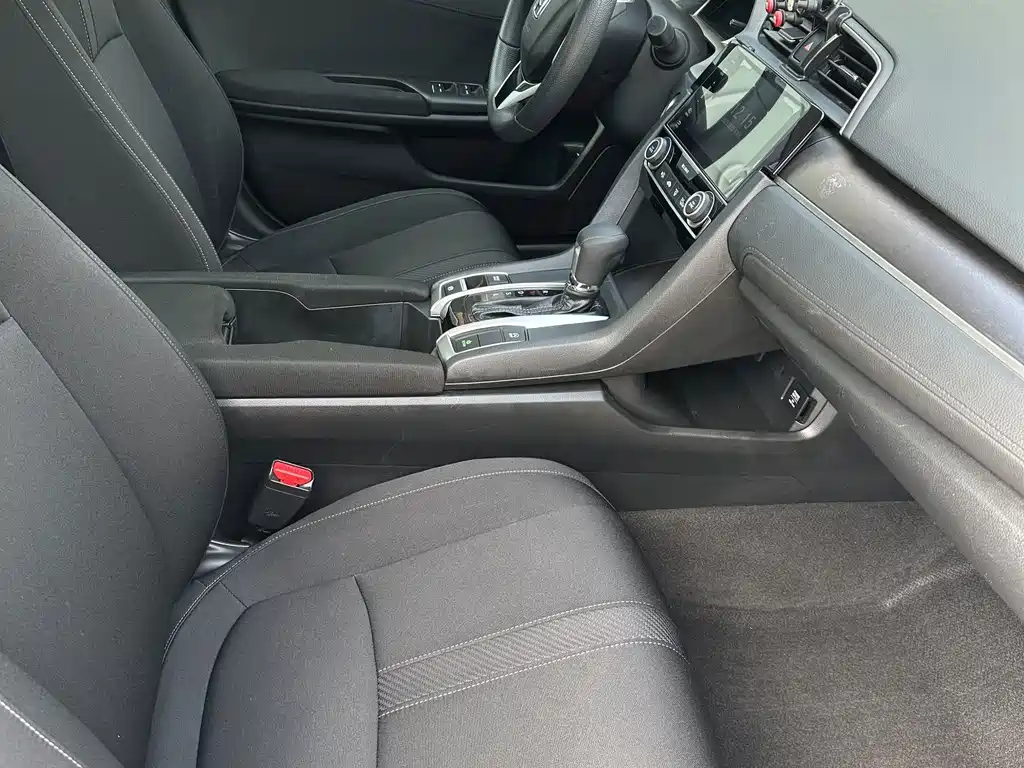 Honda Civic — миниатюра 10