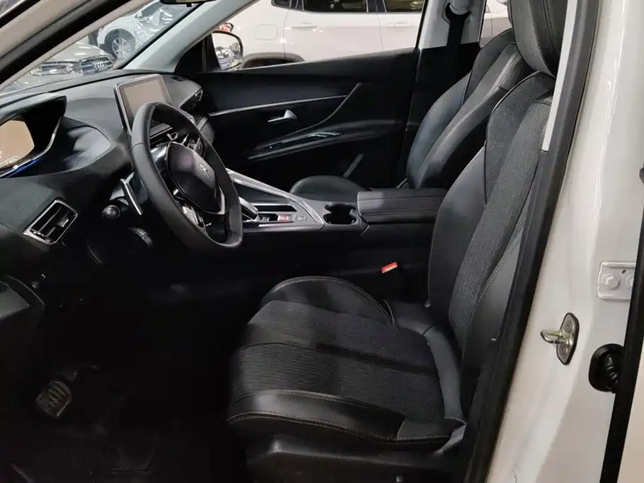Peugeot 4008 — миниатюра 9