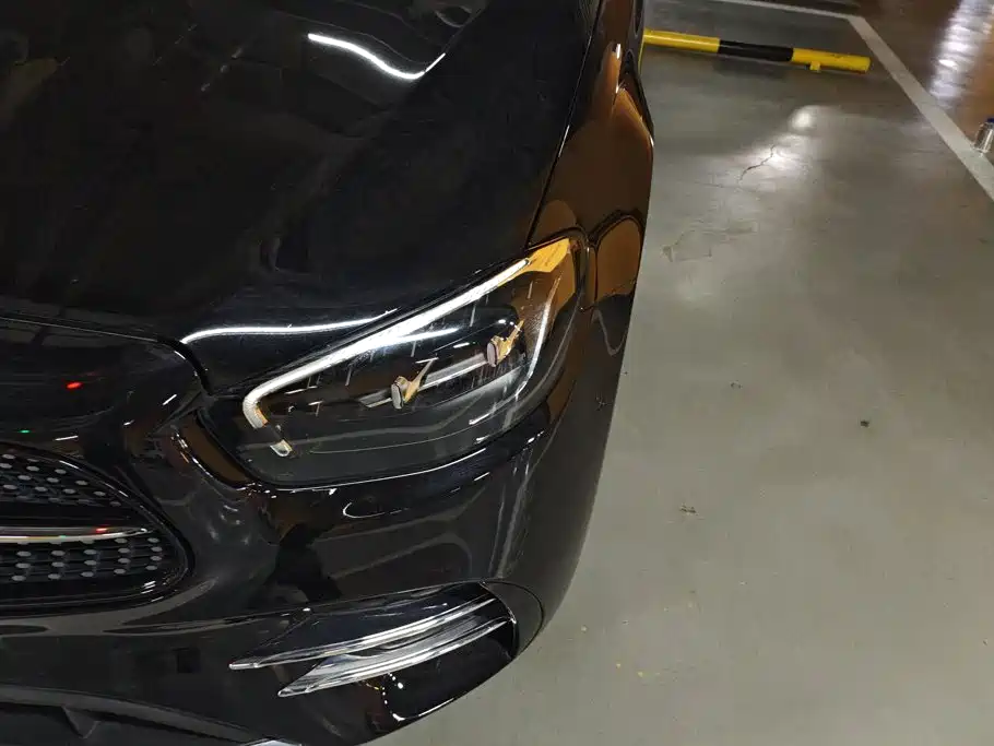 Mercedes-Benz E-Class — миниатюра 5
