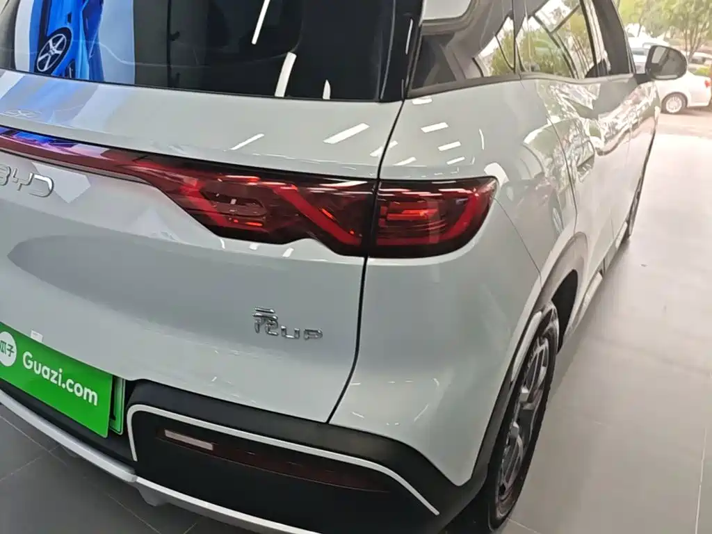 BYD Yuan UP — миниатюра 8