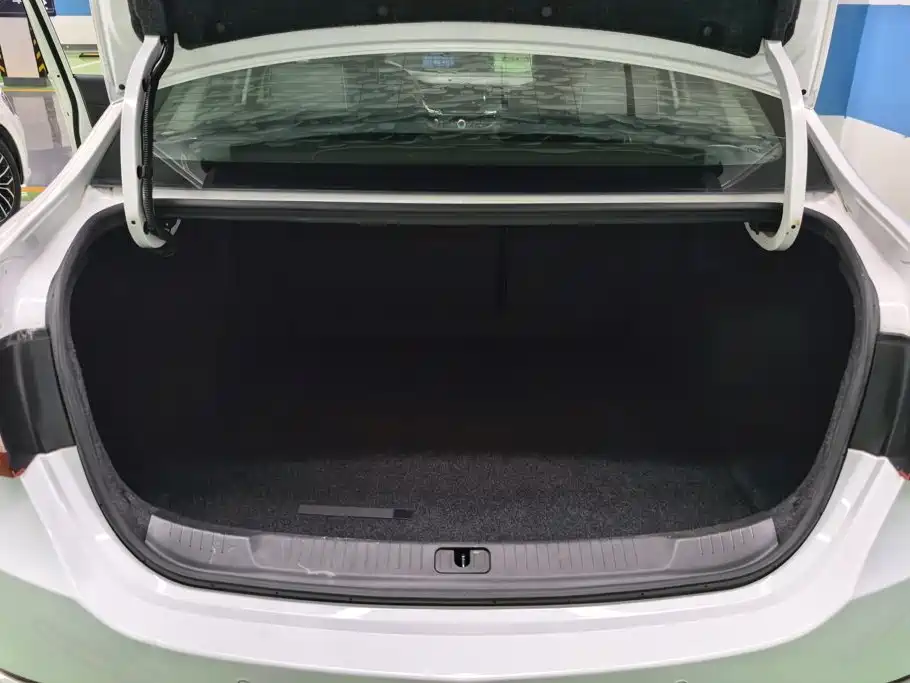Buick Excelle — миниатюра 4