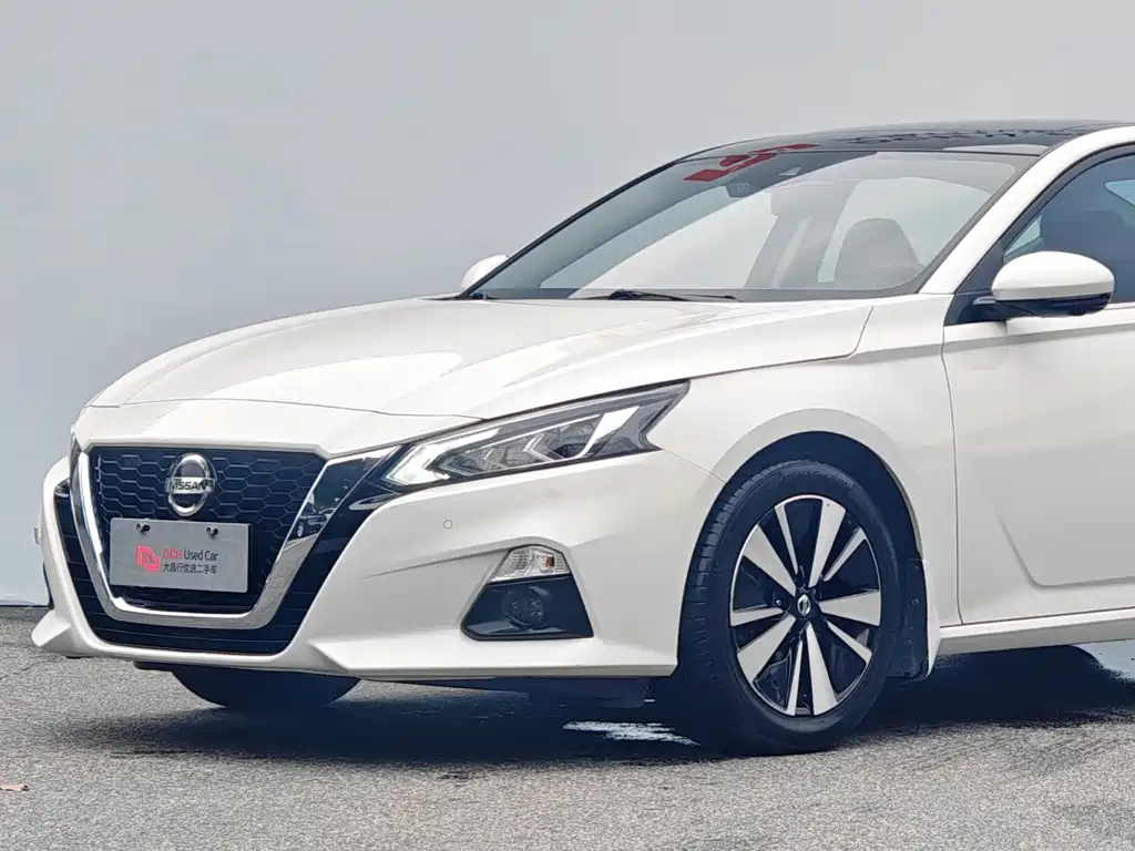 Nissan Teana — миниатюра 6