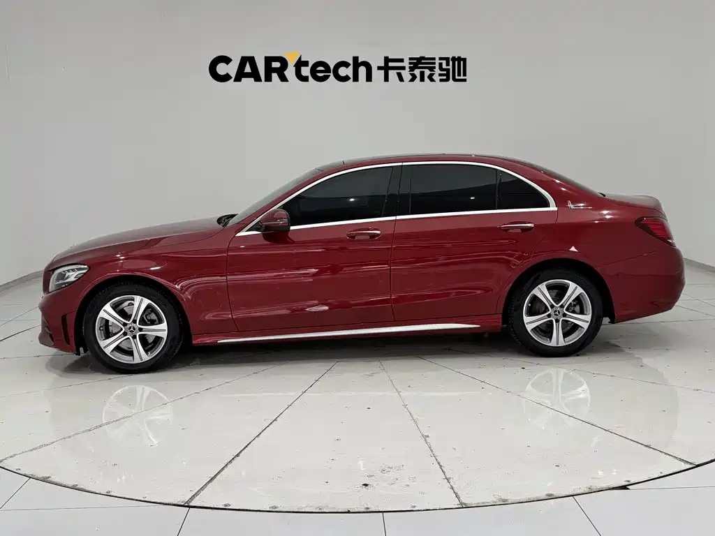 Mercedes-Benz C-Class — миниатюра 8