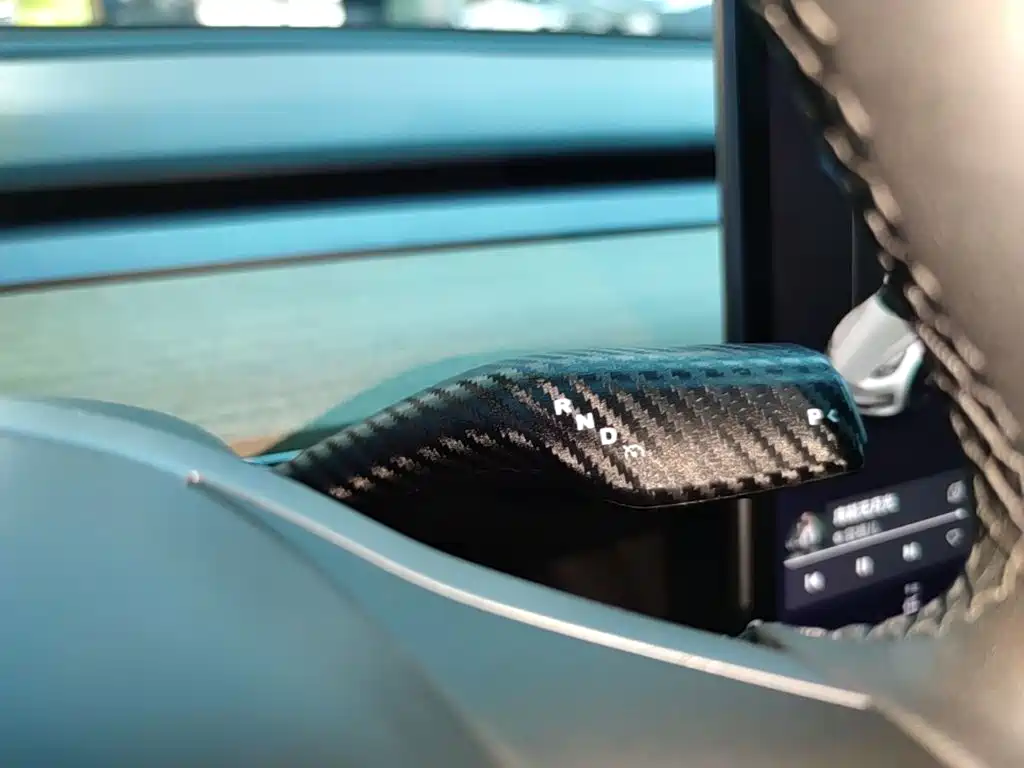 Tesla Model 3 — миниатюра 14