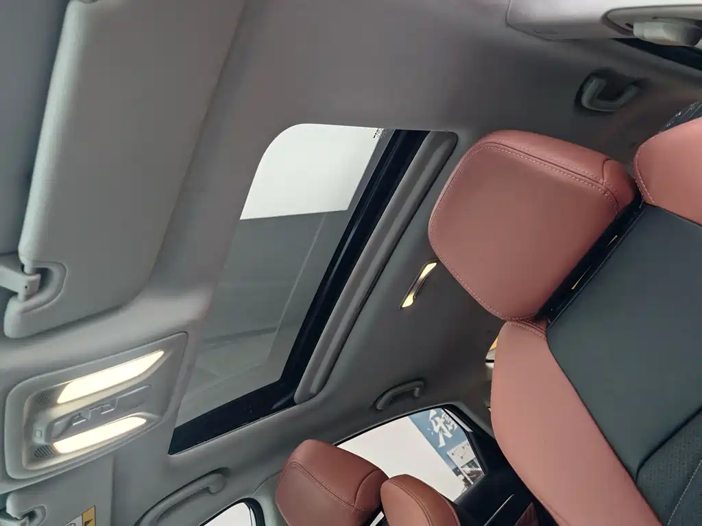 Changan Eado — миниатюра 18