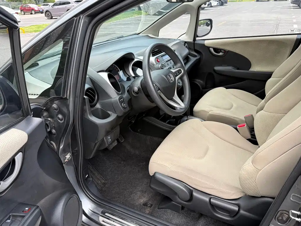 Honda Fit — миниатюра 7
