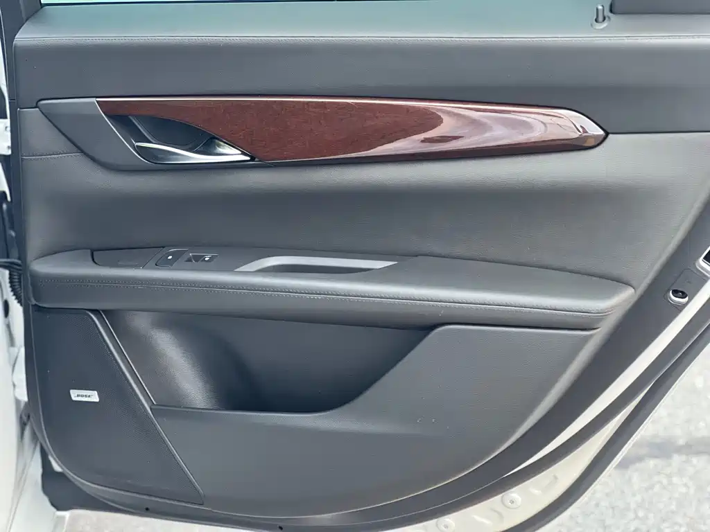 Cadillac CT6 — миниатюра 21