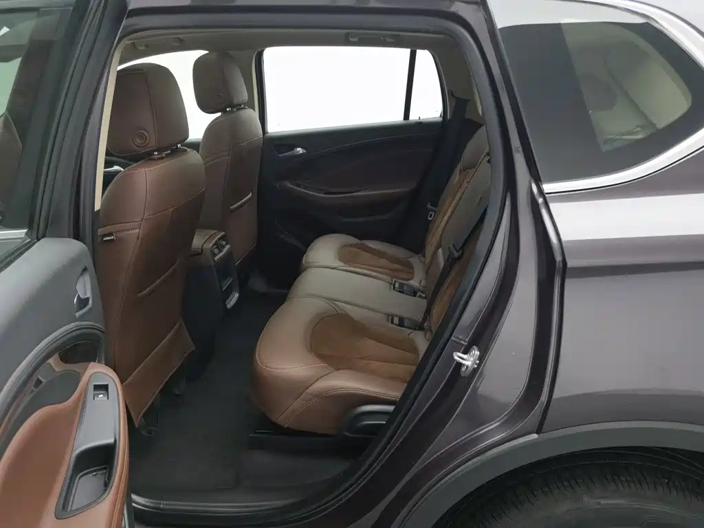 Buick Envision Plus — миниатюра 15