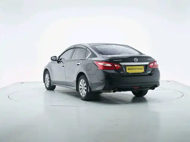 Nissan Teana — миниатюра 6