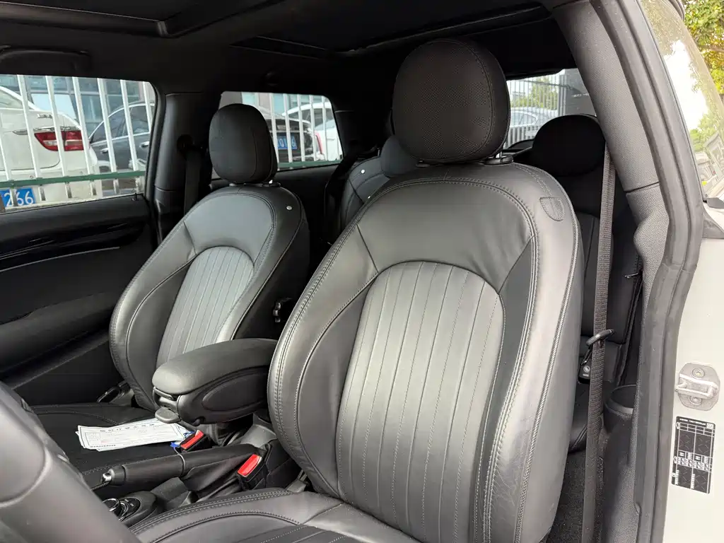 MINI Mini JCW — миниатюра 7