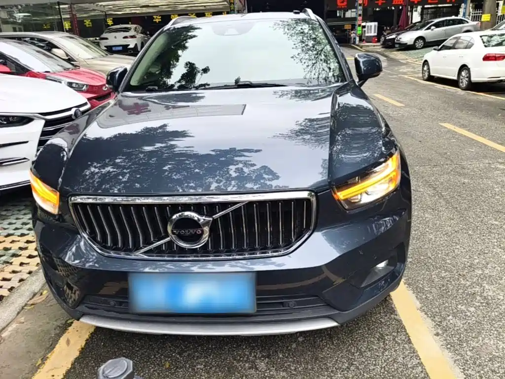 Volvo XC40 — миниатюра 3