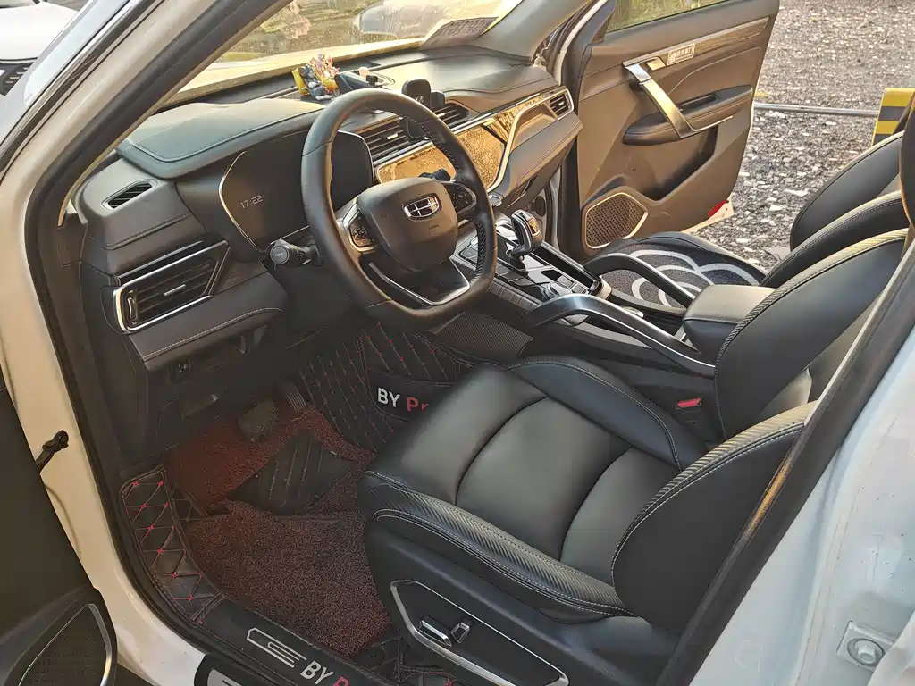 Geely Boyue — миниатюра 8