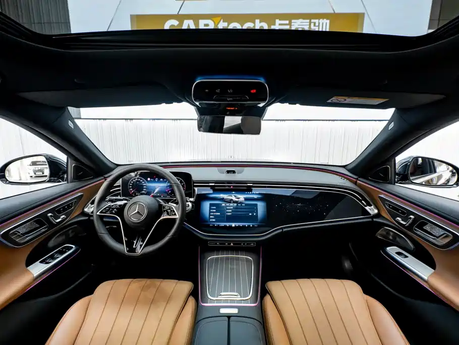 Mercedes-Benz E-Class — миниатюра 14