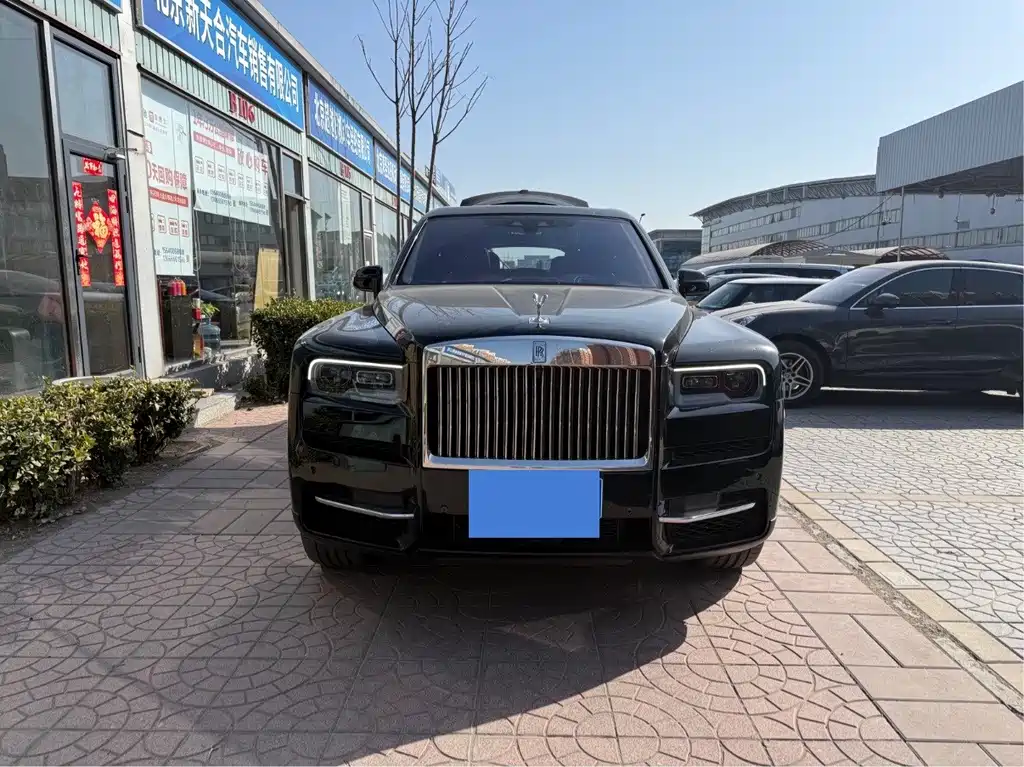 ROLLS-ROYCE CULLINAN