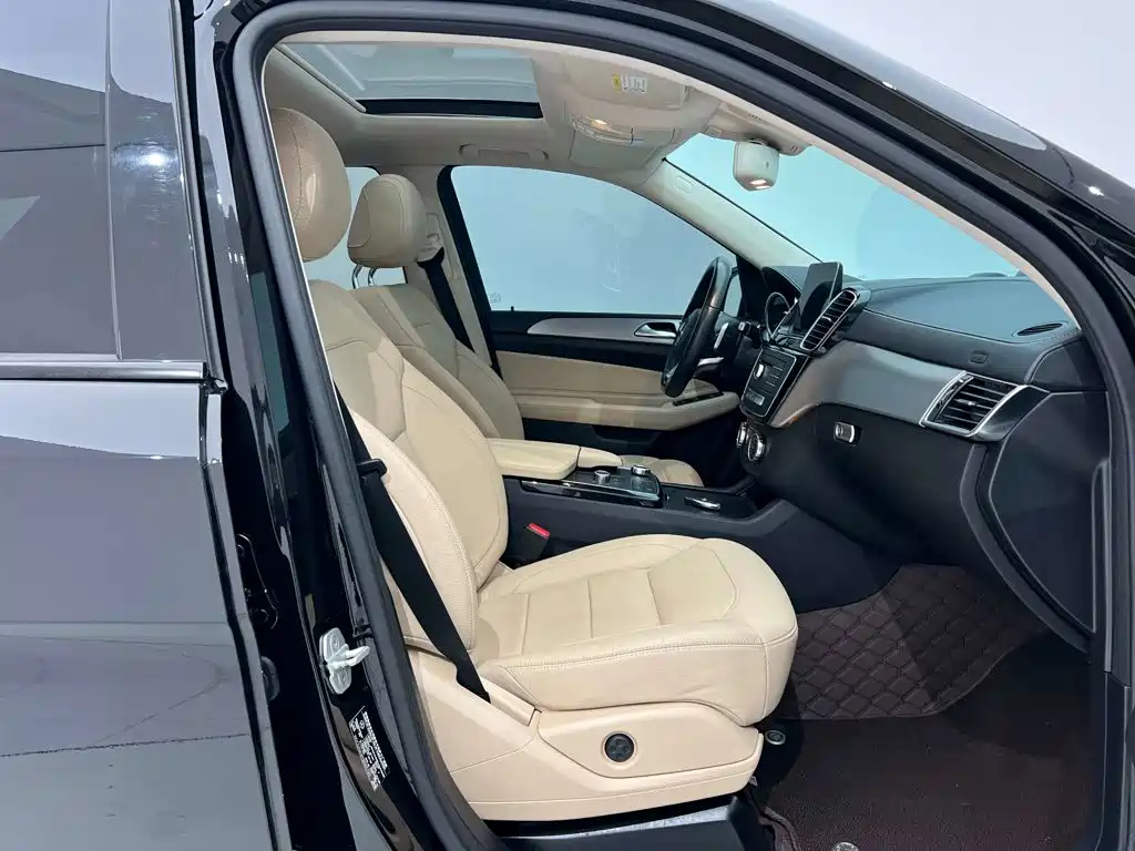 Mercedes-Benz GLE AMG — миниатюра 39