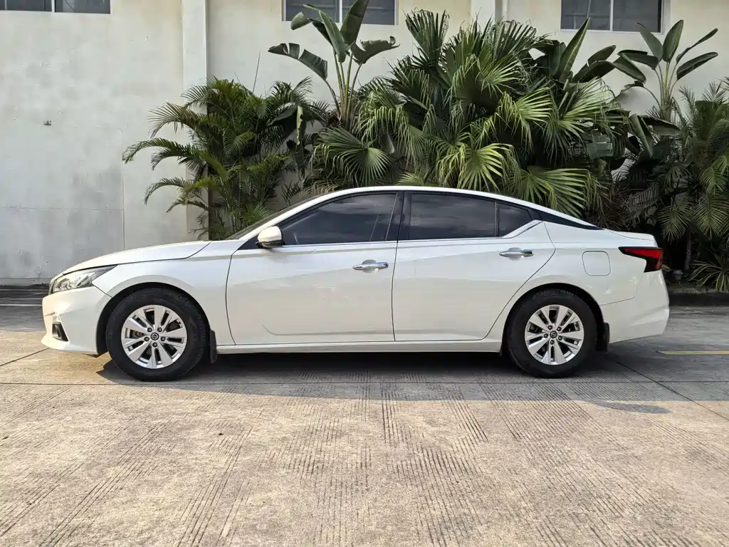 Nissan Teana — миниатюра 11