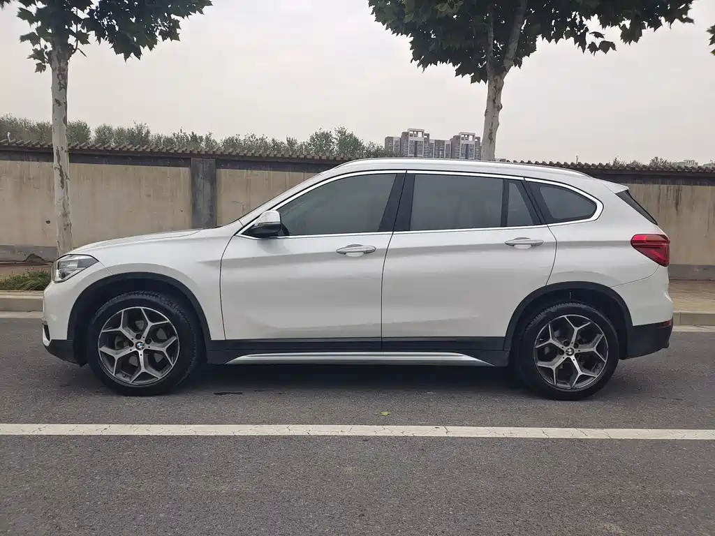 BMW X1 — миниатюра 6