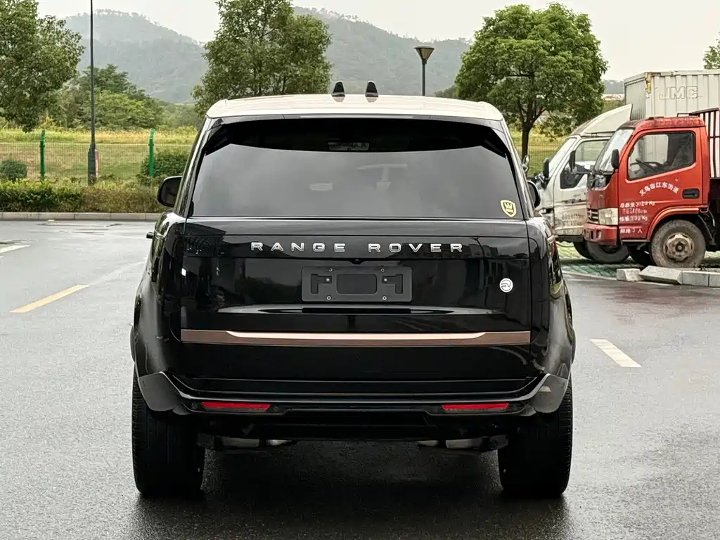 Land Rover Range Rover — миниатюра 6