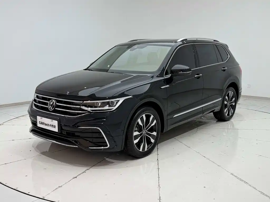 Volkswagen Tiguan L — миниатюра 21