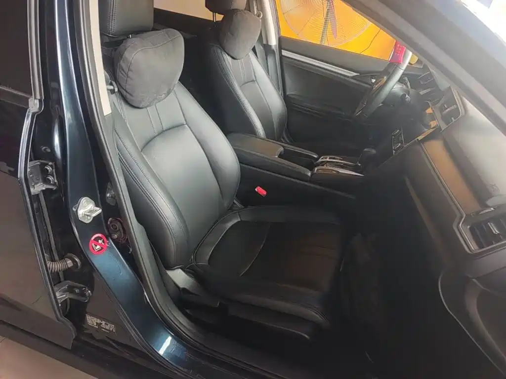 Honda Civic — миниатюра 4