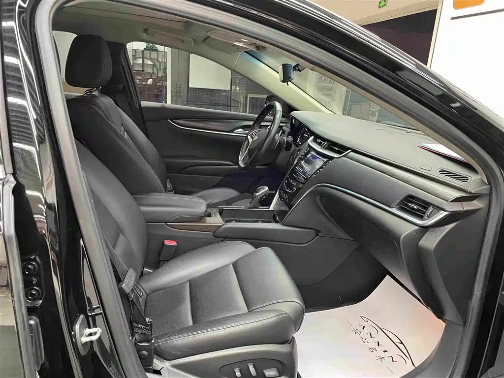 Cadillac XTS — миниатюра 17