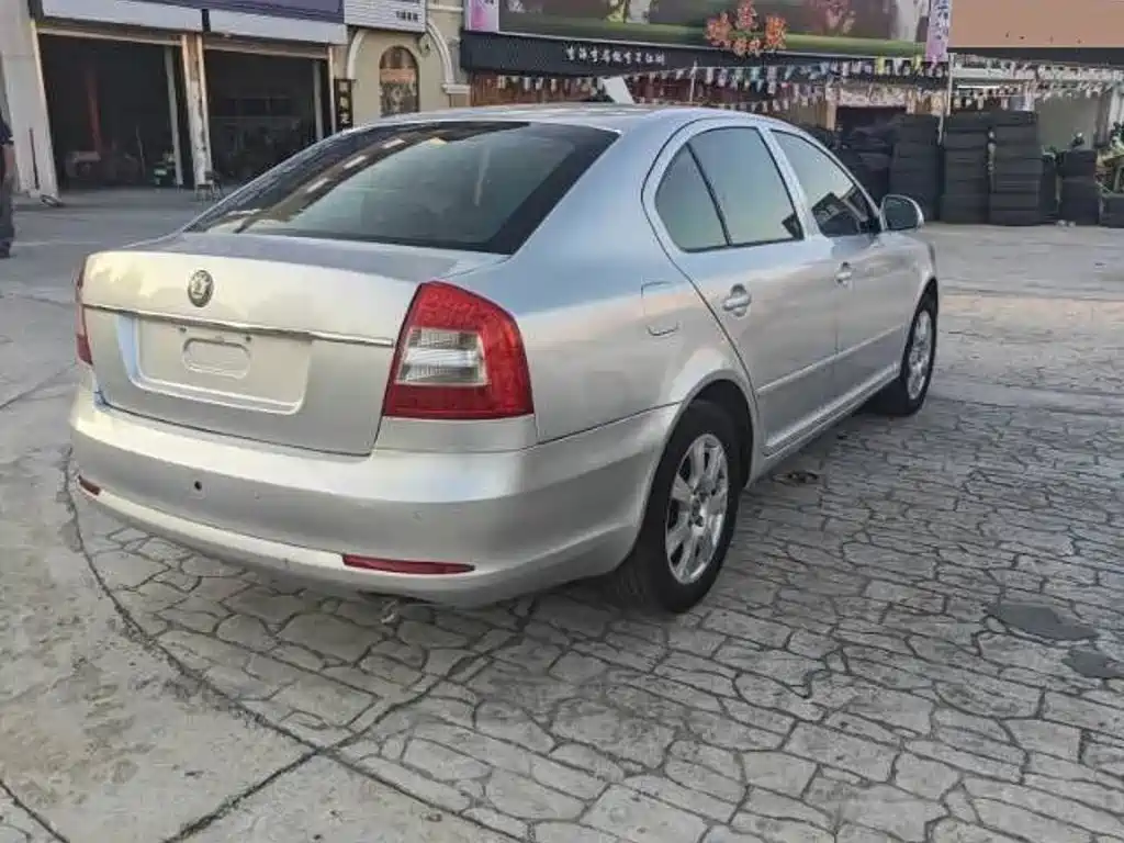 Skoda Octavia — миниатюра 4