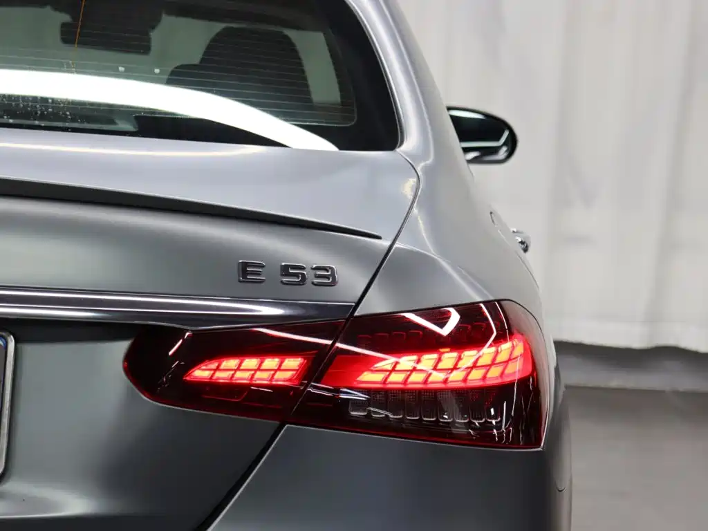 Mercedes-Benz E-Class AMG — миниатюра 27