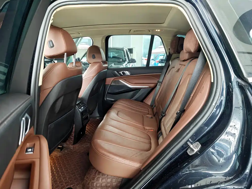 BMW X5 (Import) — миниатюра 12
