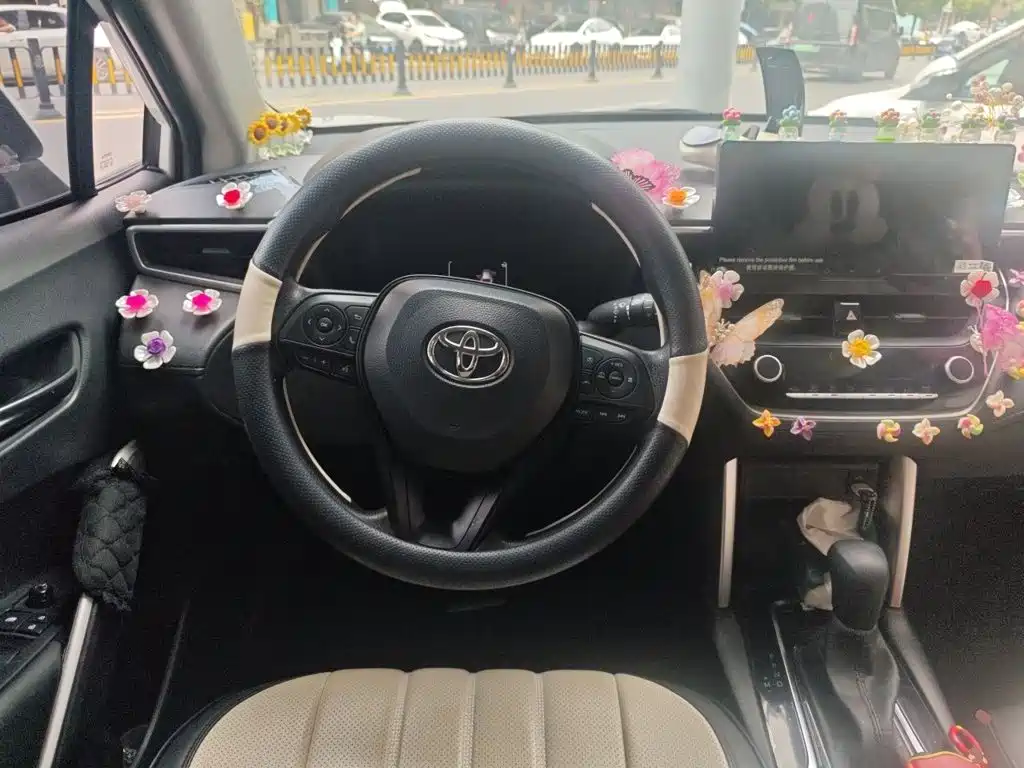 Toyota Corolla Cross — миниатюра 3