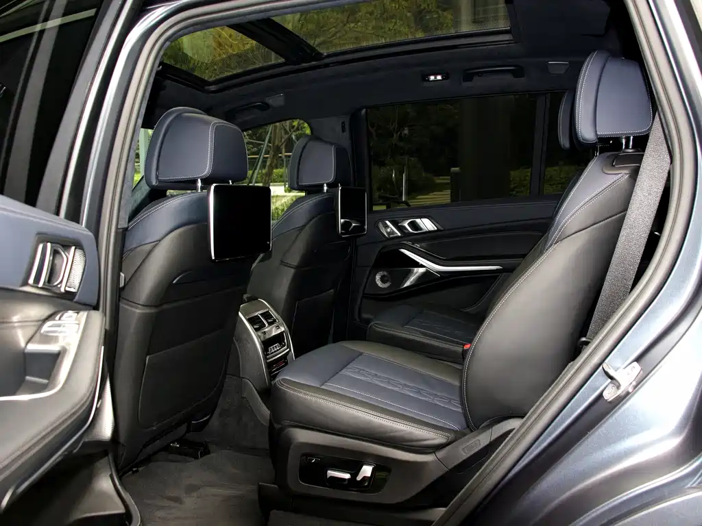 BMW X7 2020 xDrive M50i