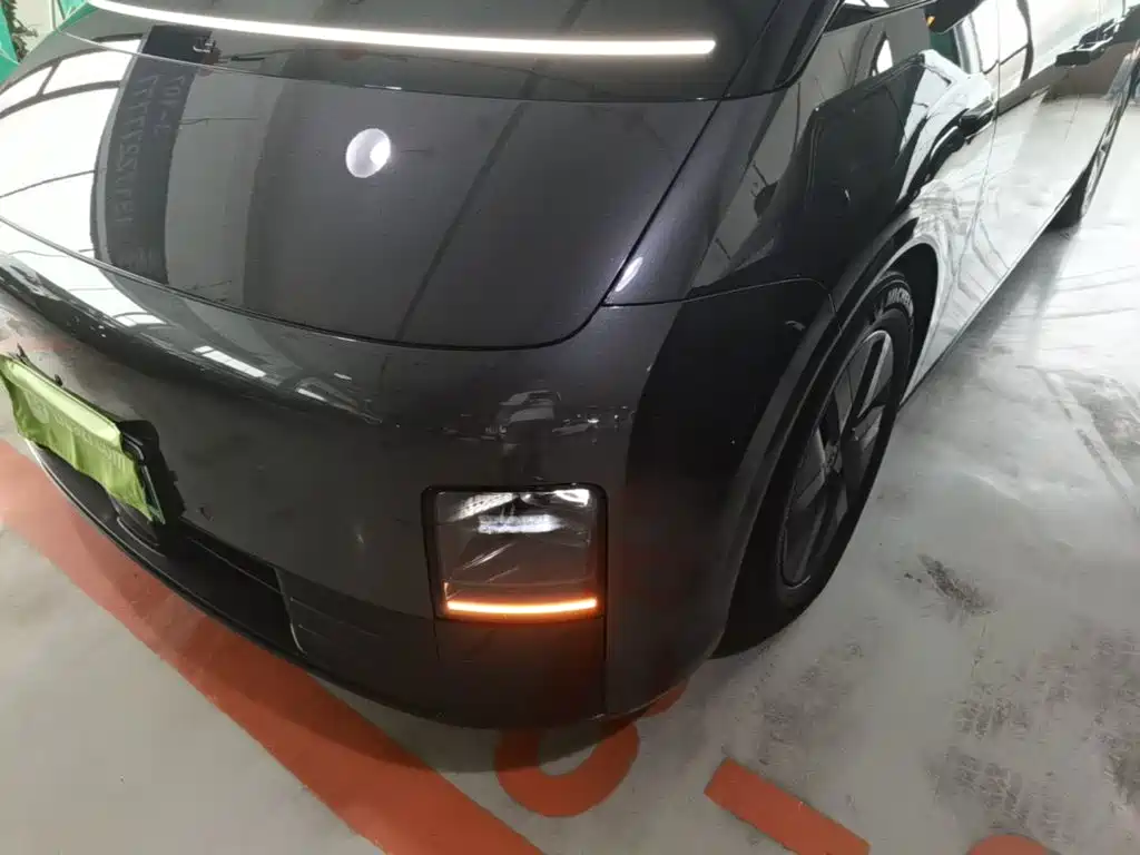 Li Auto Li MEGA — миниатюра 24