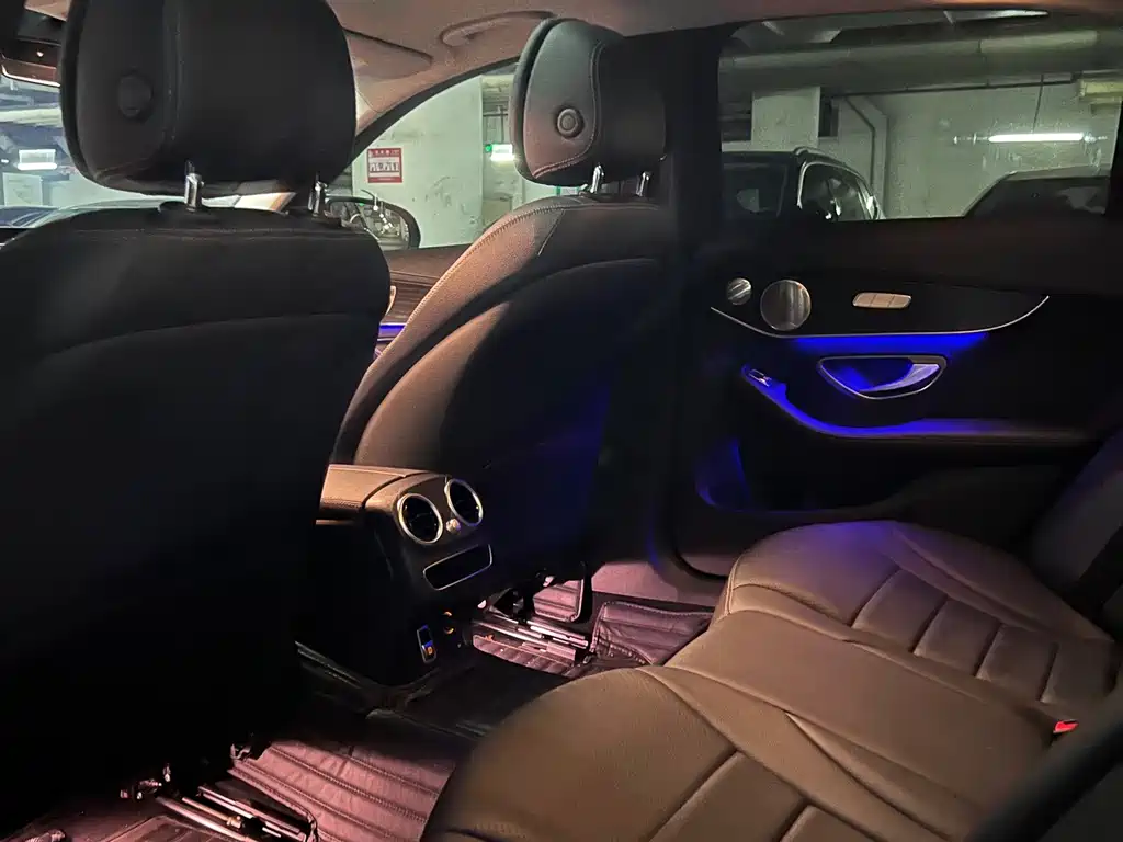 Mercedes-Benz C-Class — миниатюра 15