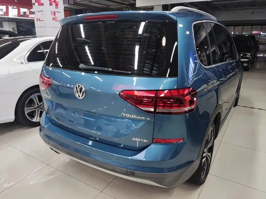 Volkswagen Touran — миниатюра 7