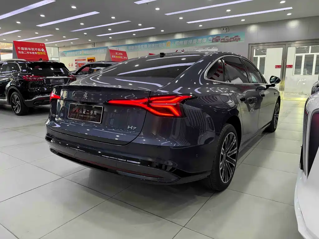 Hongqi 红旗H7 PHEV — миниатюра 4