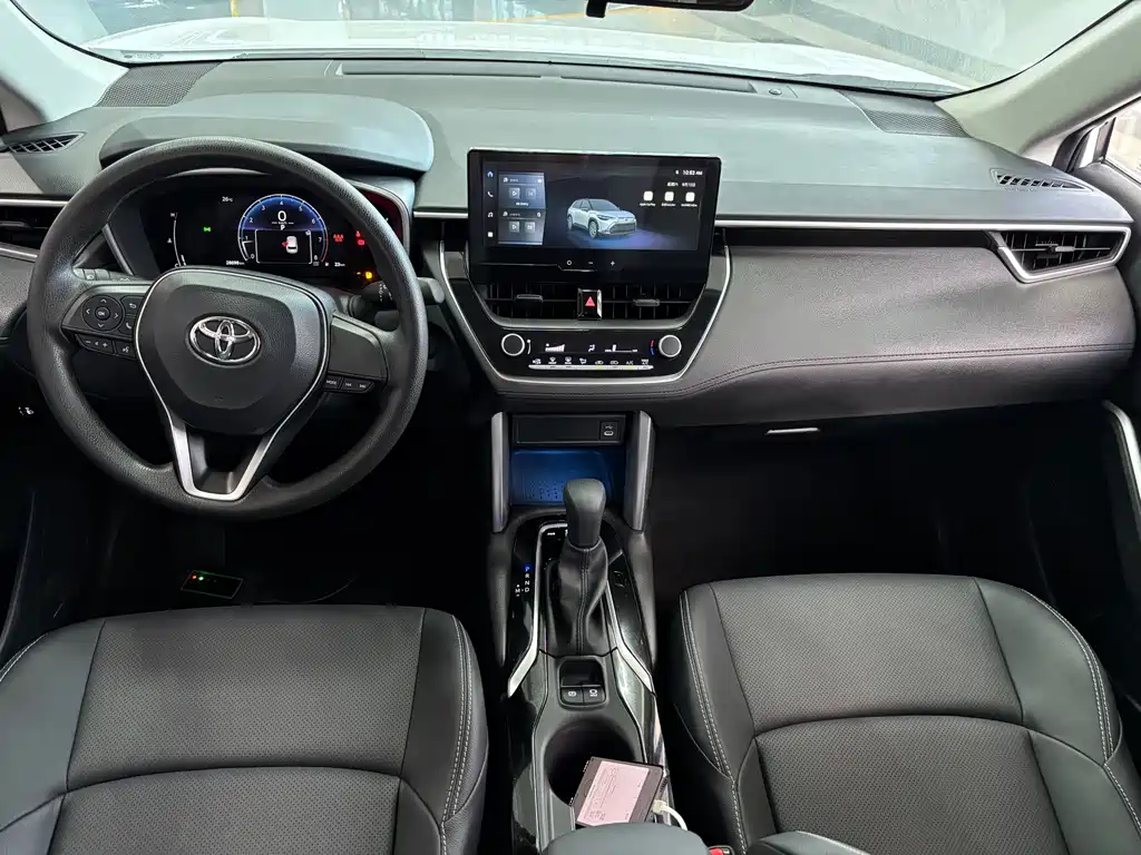Toyota Frontlander — миниатюра 9