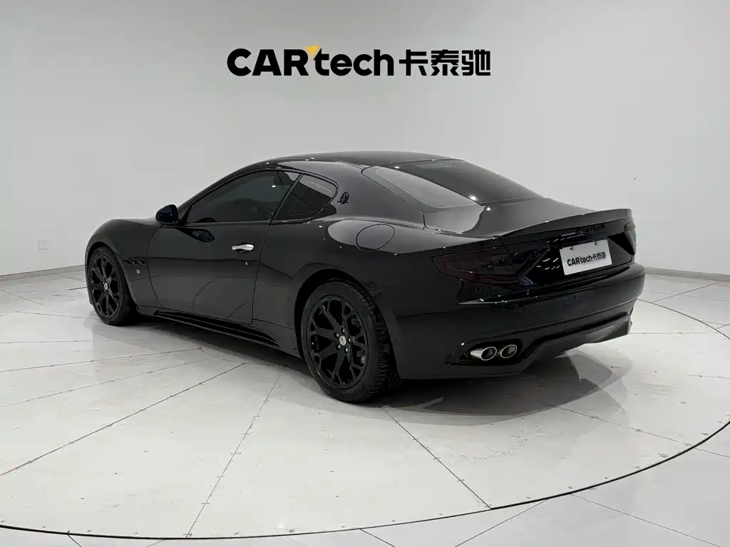 Maserati GranTurismo — миниатюра 7